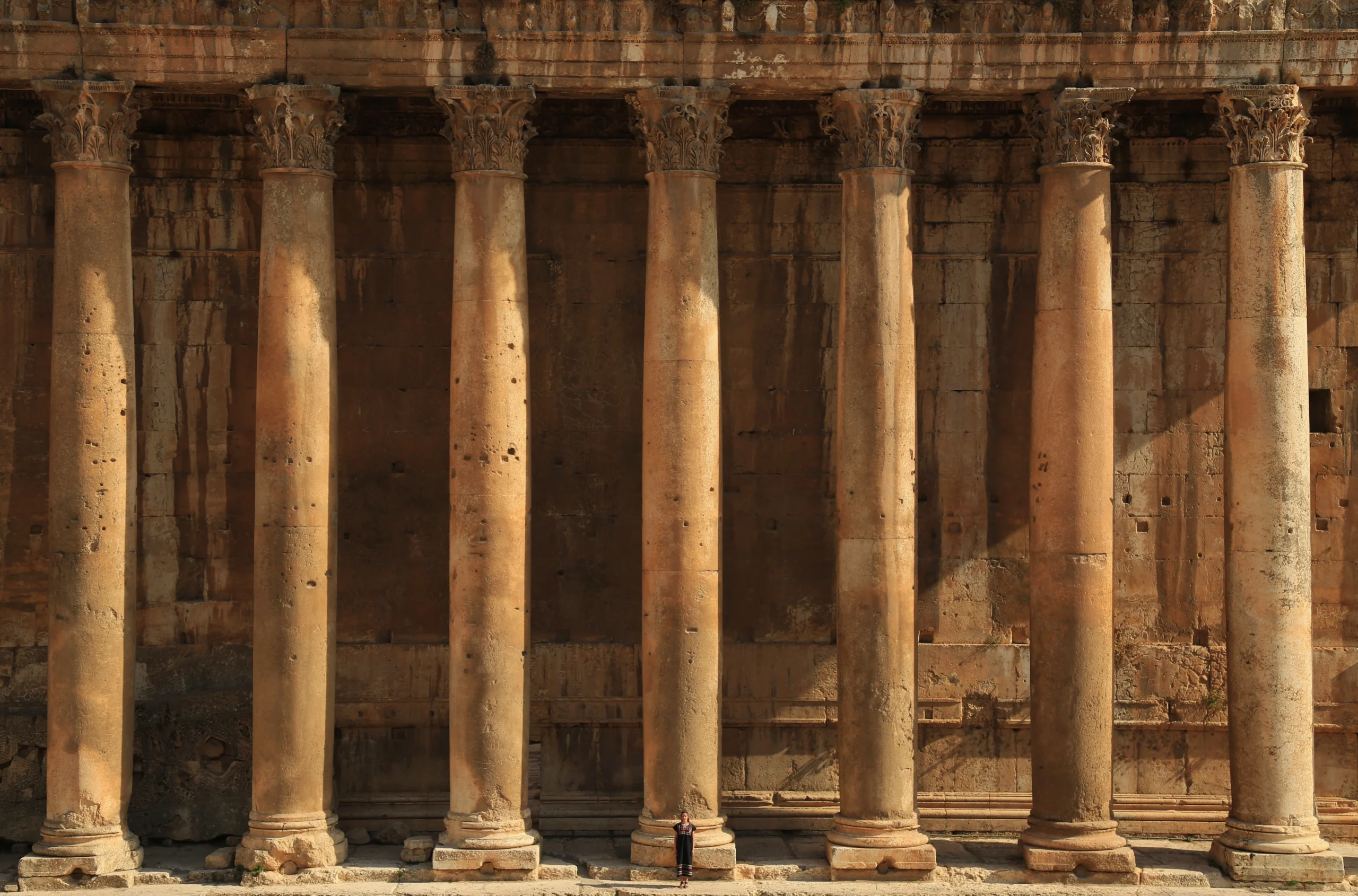 Ancient Greek architecture with Corinthian, Doric, and Ionic columns, corinthian columns